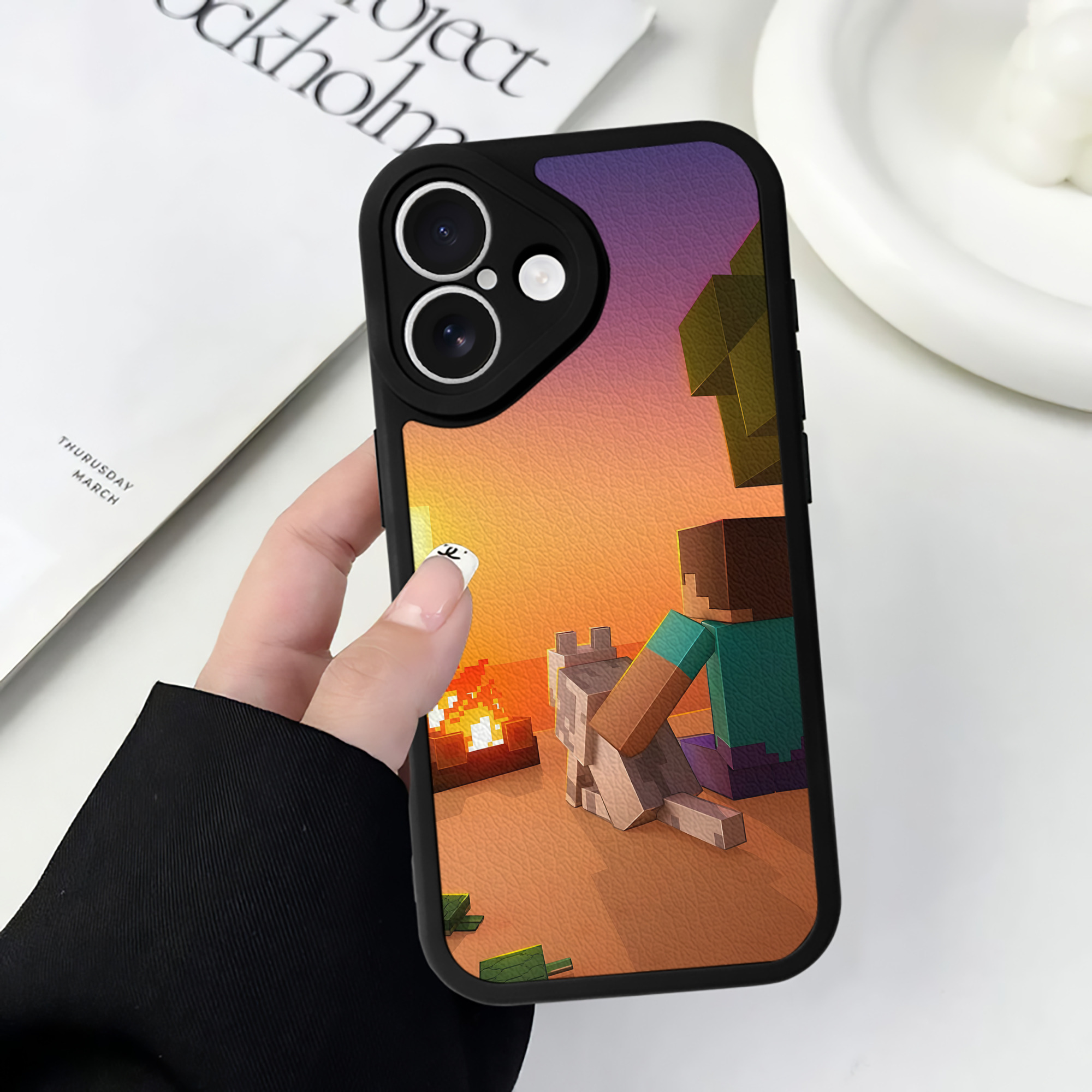 （画像用） マインクラフト ブロックの世界 Minecraft MC Block world 【iPhone 16シリーズ対応】シリコンスマホケース（レザー調） 材質：シリコン